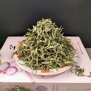 2022 Yunnan Dadugang Gaoshanxuelong top class single bud 250g bulk packed new green tea